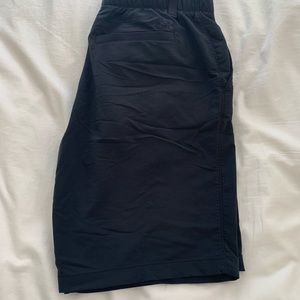 Under Armor Golf Shorts (Black) (36)